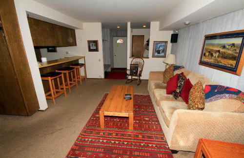 Discovery 4 #135 - Photo 9