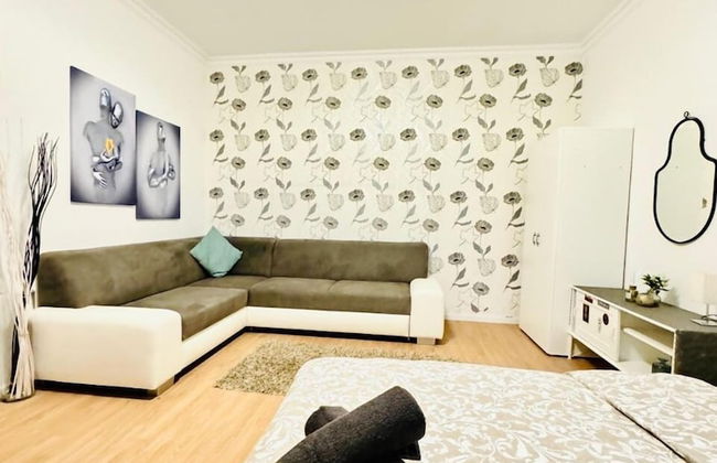 7 private Rooms in a spacious Villa - Foto 31