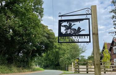 Cheshire Retreat at Within Street Farm - Photo 23