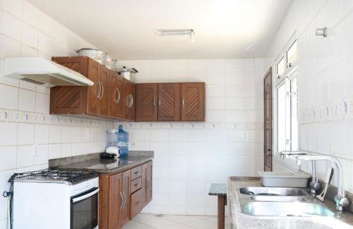 Casa de 850m2 e piscina na Praia de Santa Helena. - Foto 16