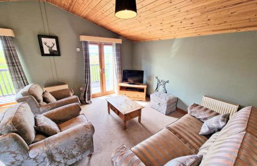 Lomond 2 with Private Hot Tub - Fife - Loch Leven - Lomond Hills - Photo 12