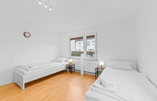 Worker Apartments Oberboihingen near Stuttgart, Nürtingen, Autobahn A8, Parking,Wifi,Smart,Smart TV - Foto 51