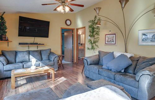 Lake Wissota Home with Private Dock and Fire Pit! - Foto 6