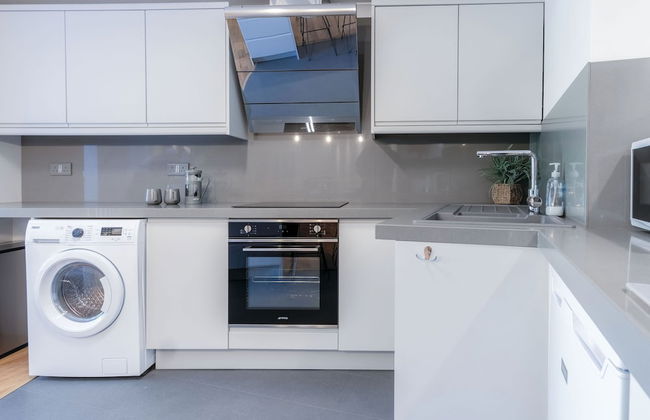 Flat 2 - 2 Bedroom Apartment - Tenby - Foto 24