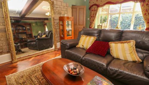 The Old Coach House - Photo 3