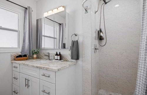 Pool House Retreat near LAX, SoFi & Beach - Foto 22