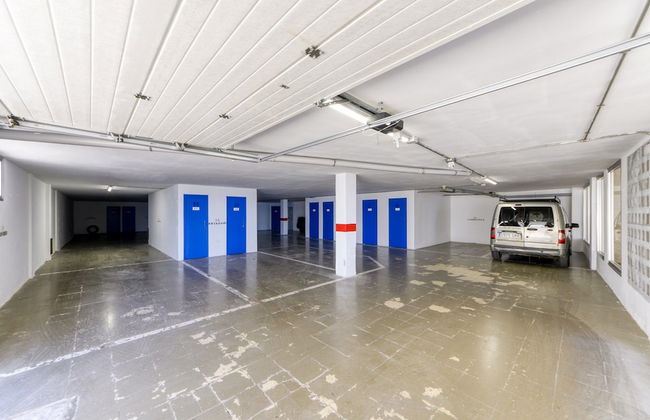 Apartment in Roses Near Rock Beach - Photo 2