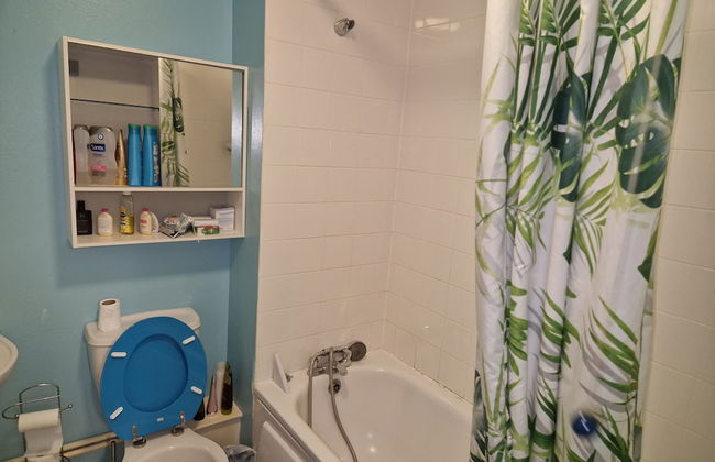 Remarkable 1-bed Apartment in Northampton Town cen - Foto 15