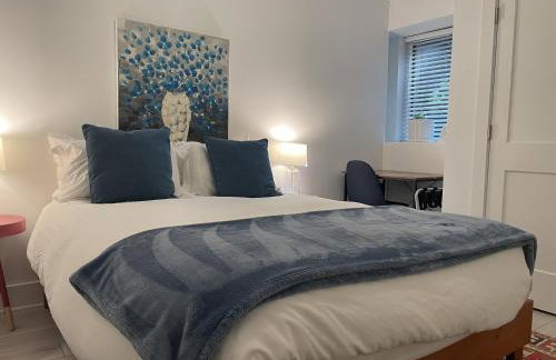 Charming 2BD1BA in Hip Area - Near Metro - Foto 6