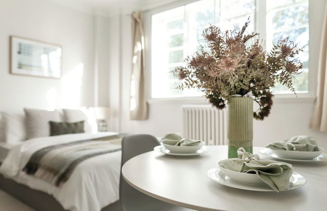 Beautifully Presented Centrally Located Studio apt - Foto 4