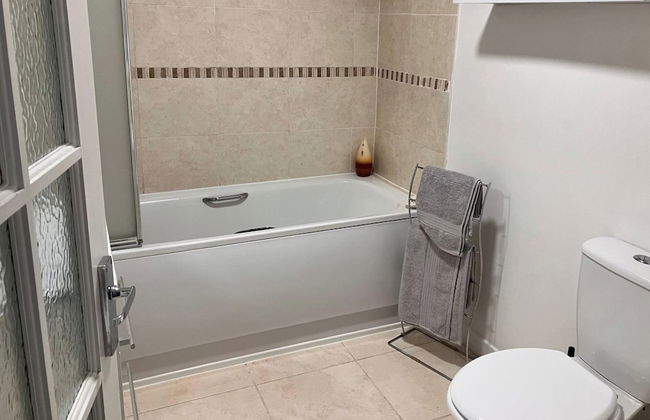 2 Bedroom Beachside House Sleeps 4 - Private Patio - Foto 11