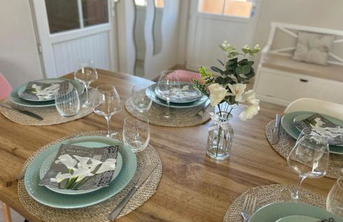 2 hébergements - 10 couchages - parking, piscine, jacuzzi - convivialité - Photo 3