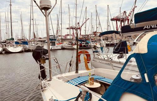 Nortada Central Boat Escape - Photo 2