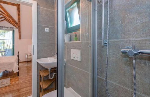 3 Bedroom Cozy Home In Gromin Dolac - Foto 33