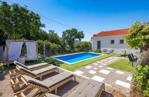 Villa Mirjam with swimming pool, jacuzzi and sea view - Foto 15