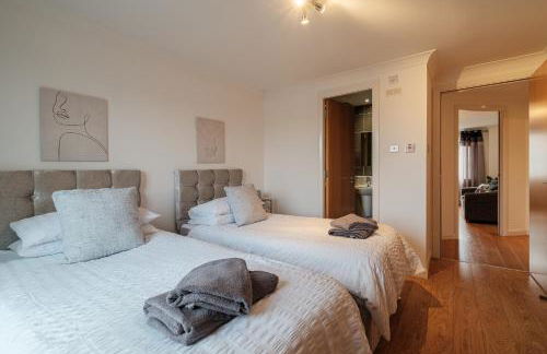 Mackie Residence - SJA Stays - 3 Bed Apartment with parking - Foto 10