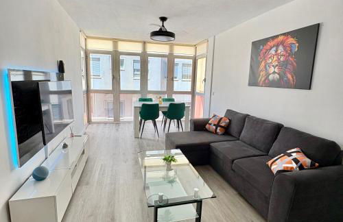 Alicante aeropuerto y playa - Foto 1