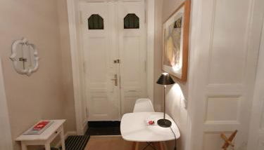 Studio City West - Photo 4