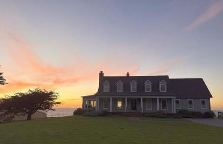 Oceantfront Estate with Luxury Kitchen & Game Room - Photo 44