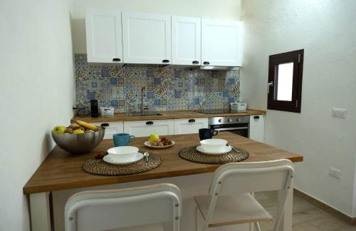 GuestHost - Comfy Two-Levels Apartment with Terrace! - Foto 3