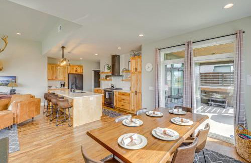 Stylish Montana Vacation Rental with Private Hot Tub - Foto 9