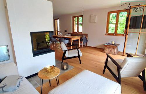 Homely Stay AlpenPanorama-Chalet mit eigener Sauna, Kamin und Bergblick - Foto 11
