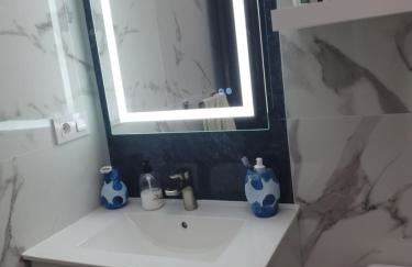 Townhouse in Las Rotas - Photo 28