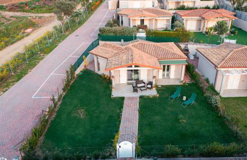 Villetta Li Junchi - due passi dal mare - spazioso giardino - Photo 9