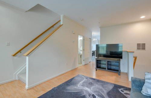 Owings Mills Townhouse 8 Mi to Liberty Reservoir! - Foto 5