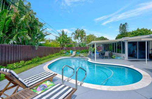 Eagle's Way with Firepit Heated Pool and Sunroom Near BEACH - Foto 75