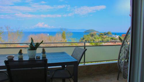 Riviera Penthouse - Photo 3