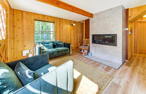 Walk to Skykomish River: Wooded Escape w/ Fire Pit - Foto 10