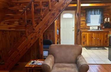 A-Frame Cabin #6 with Hot Tub on Patoka Lake in Southern Indiana - Foto 9