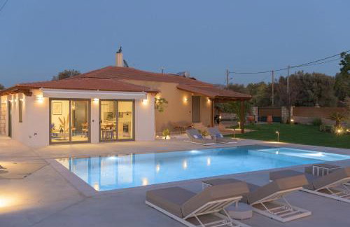 MaYa Villa, Heated Pool Estate near Rethymno and all amenities! - Foto 14