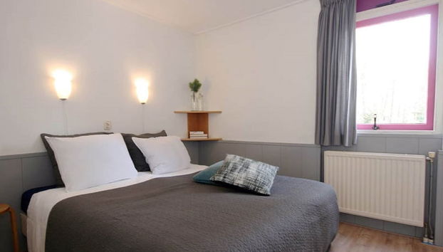 Bungalow With a Tree House box bed on Veluwe - Photo 2, Room