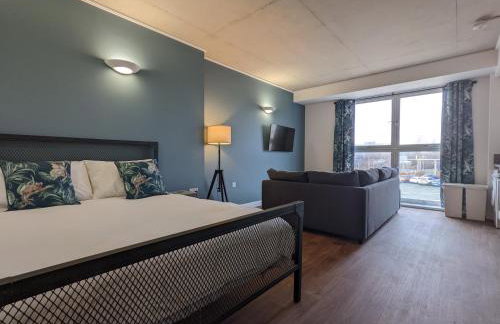 Middlehaven Studio - Photo 1