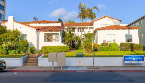 2BR Retreat Near Balboa Park - Foto 1