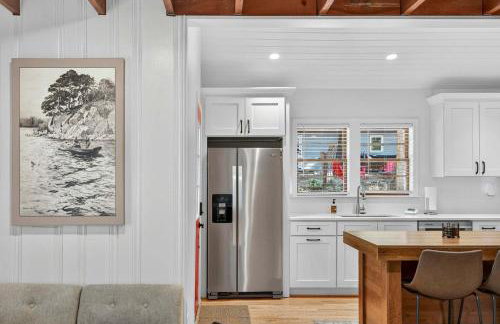 Cabin w River Access Fire Pit Grill WiFi & More - Foto 23