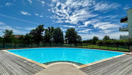 Piscine and golf - Geneva airport - ONU - Foto 4