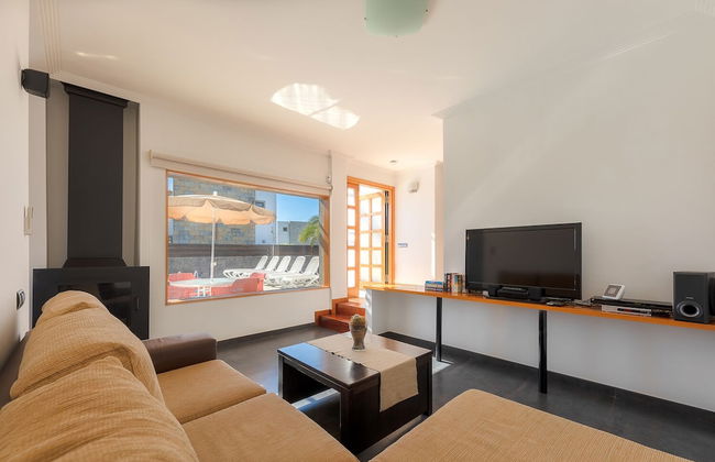 Camelot ​Holiday Homes by LIVVO - Foto 11