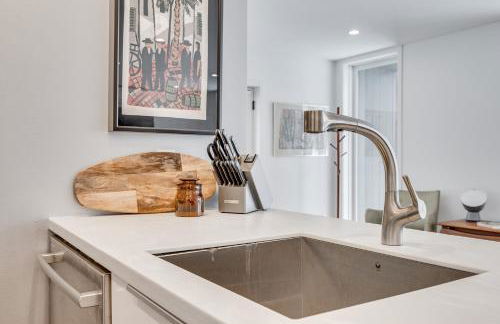 Modern Chic - Photo 36