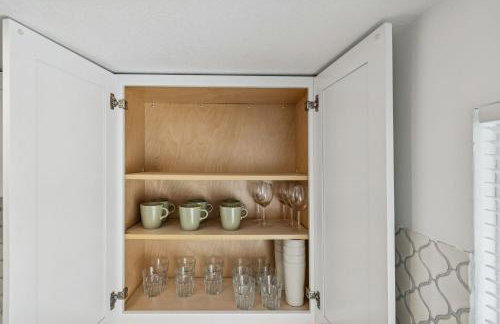 Elegant Largo Retreat, Sleeps 8, 10 Mins to Beach - Foto 22