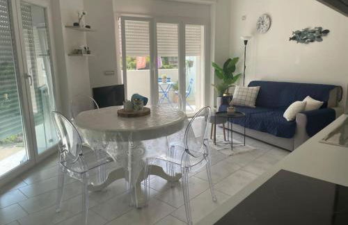 Appartamento a 20 metri dal mare. - Foto 2