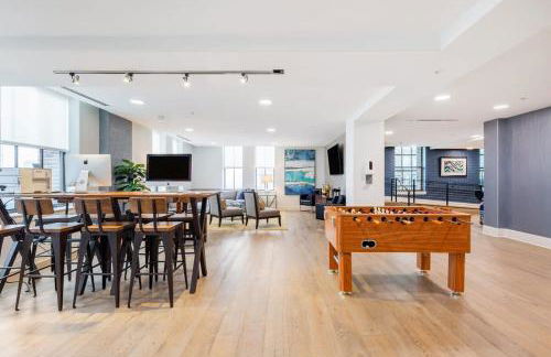 1BR Luxury Apartment With Rooftop Deck & Pool - Foto 36