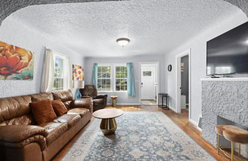 Bo360 White House with Fenced Yard - Foto 12