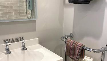 Quiet 4 guest annexe close to town - Foto 2