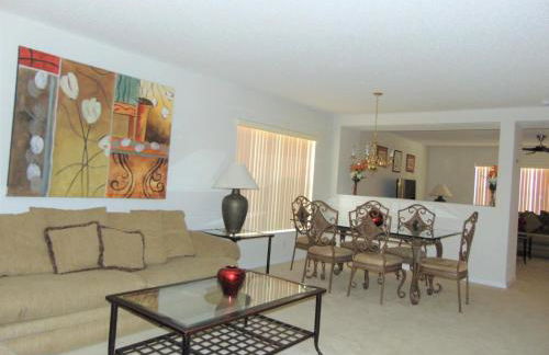 279 square meter luxury waterfront home, private pool 15 minutes from Disney! - Foto 9