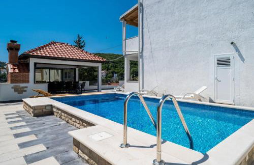 Mata Family Apartments - Photo 10