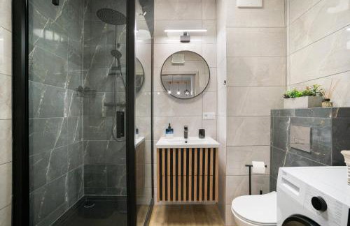 Cozy Warsaw Apart with Gym close to the Airport and City Centre - Foto 10