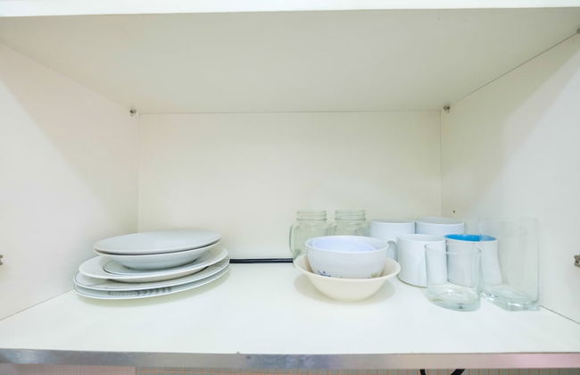 Comfy 1BR Apartment at Cosmo Terrace - Photo 16